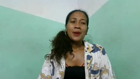 Snapshot of alyahtah chatting on 06-29-26, 04:52 alyahtah online show from 06-29-26, 04:52