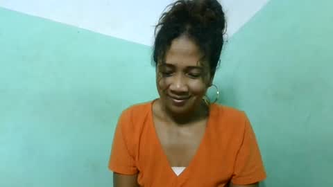 Snapshot of alyahtah chatting on 07-05-26, 05:14 alyahtah online show from 07-05-26, 05:14