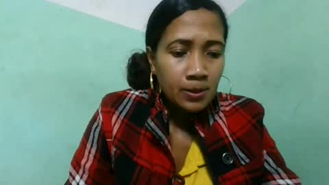 Snapshot of alyahtah chatting on 07-17-26, 07:30 alyahtah online show from 07-17-26, 07:30