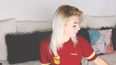 aly online show from 11-08-25, 10:26