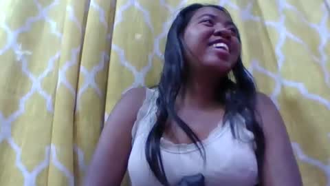 Snapshot of alydiah816442 chatting on 04-14-26, 04:29 alydiah816442 online show from 04-14-26, 04:29