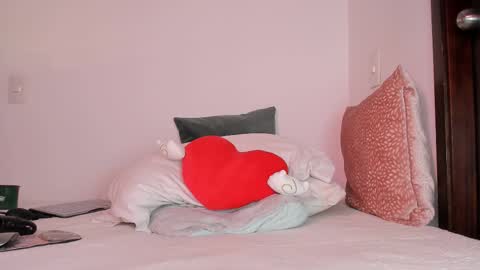 Aly Instg oficial alyjones  Lush and Domi love toys are on online show from 02-20-25, 09:20