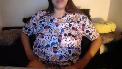 Snapshot of alynfoxx chatting on 04-06-26, 04:46 Alyn Maria online show from 04-06-26, 04:46