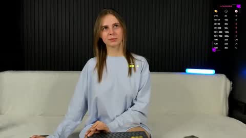 Snapshot of alyona_24 chatting on 02-05-26, 02:33 Alena online show from 02-05-26, 02:33