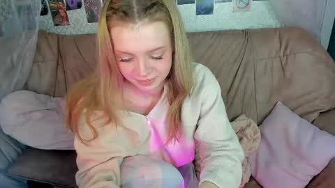 Alysa   7GMT  online show from 05-27-26, 10:23