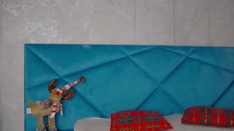 Alyse online show from 01-20-25, 06:21