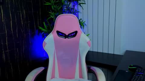 Alyse online show from 10-11-25, 06:50