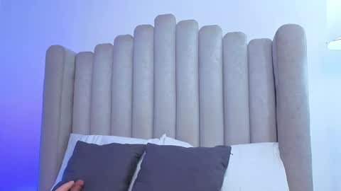 alysha_xia_ online show from 03-08-26, 03:54