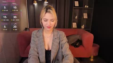 Snapshot of alysiasun chatting on 11-03-25, 09:10 Alysia online show from 11-03-25, 09:10