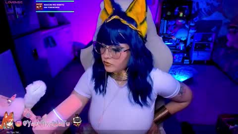 Snapshot of alyssaromanova chatting on 10-24-25, 03:03  . Monday to Saturday at 10pm and 6am Colombia time online show from 10-24-25, 03:03