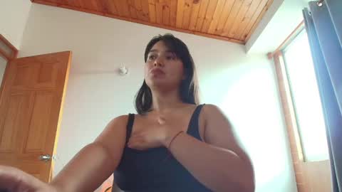 Snapshot of alyssia_wolds_1 chatting on 05-27-26, 03:31 alyssia wolds online show from 05-27-26, 03:31