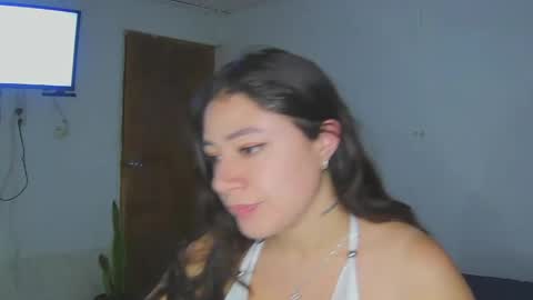 Snapshot of alythia chatting on 05-18-26, 12:51 alythia online show from 05-18-26, 12:51