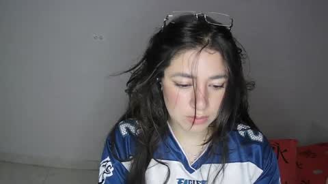 Snapshot of alythia chatting on 05-22-26, 02:51 alythia online show from 05-22-26, 02:51