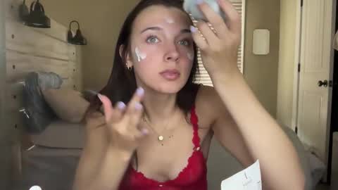 Aly online show from 04-22-26, 05:14