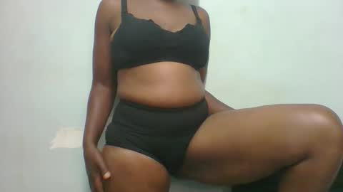 am_creme_delight online show from 05-26-26, 01:40