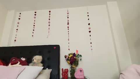 Isabella online show from 02-20-25, 07:52