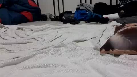 Snapshot of amadeusz chatting on 10-25-25, 10:48 amadeusz online show from 10-25-25, 10:48