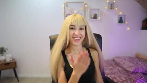 Amai  Liu online show from 11-02-25, 07:16