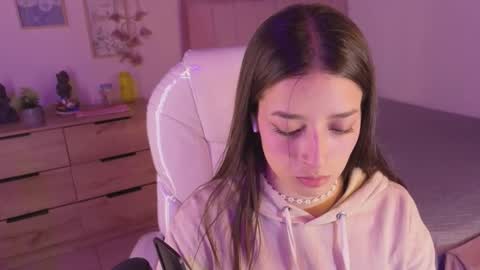 B I A N C A online show from 11-19-25, 03:17