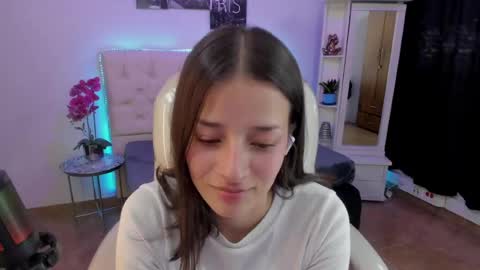 B I A N C A online show from 05-22-26, 07:52