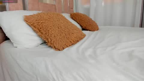 Amaia Mendoza online show from 03-12-25, 04:13