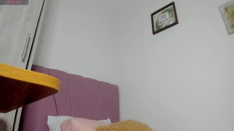 Amaia Mendoza online show from 06-13-26, 11:35