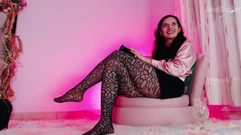 Amai  Sinclair  online show from 01-10-25, 12:15