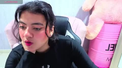 amalia_a online show from 07-25-26, 01:41