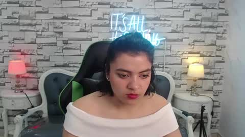 amalia_a online show from 07-27-26, 12:56