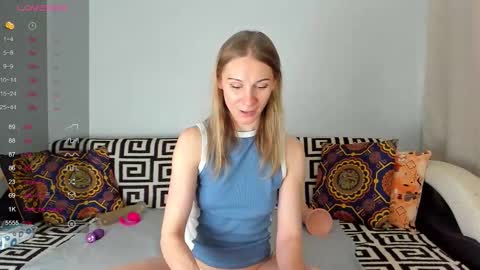 Amalia online show from 11-20-25, 08:03