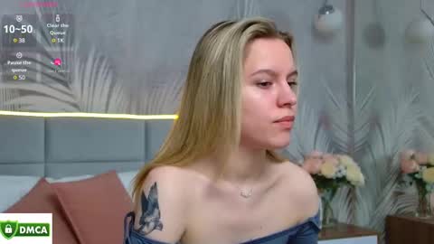Amalia online show from 02-18-25, 01:11