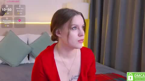 Snapshot of amaliabell chatting on 12-14-25, 01:27 Amalia online show from 12-14-25, 01:27