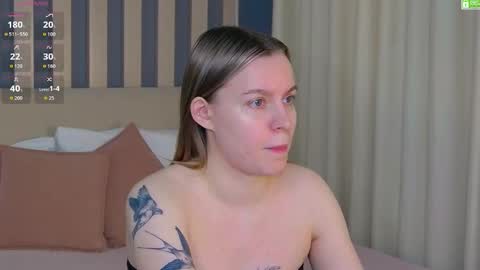 Snapshot of amaliabell chatting on 03-12-26, 01:06 Amalia online show from 03-12-26, 01:06