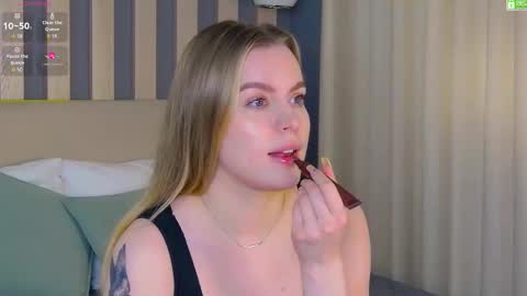 Amalia online show from 03-30-26, 01:01