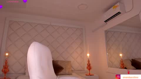 Snapshot of amanda_colin chatting on 09-30-25, 09:09 Amanda online show from 09-30-25, 09:09