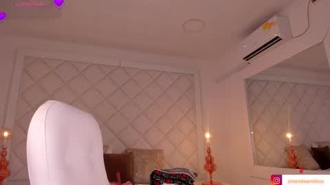 Snapshot of amanda_colin chatting on 10-05-25, 11:24 Amanda online show from 10-05-25, 11:24