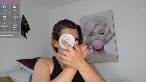 Snapshot of amanda_ferrer chatting on 07-16-26, 01:17 amanda_ferrer online show from 07-16-26, 01:17