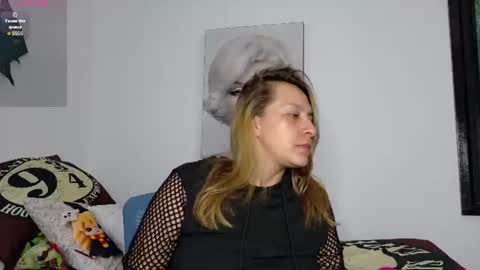Snapshot of amanda_ferrer chatting on 07-17-26, 12:23 amanda_ferrer online show from 07-17-26, 12:23