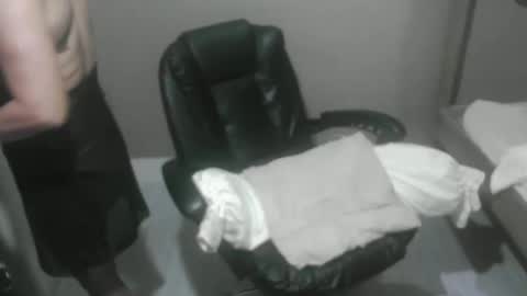 Snapshot of amanda_pinaymama chatting on 01-23-25, 11:36 amanda online show from 01-23-25, 11:36