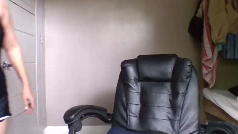 Snapshot of amanda_pinaymama chatting on 10-26-25, 01:44 amanda online show from 10-26-25, 01:44