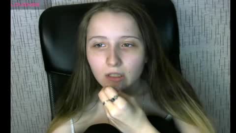Snapshot of amanda_sherr chatting on 12-12-24, 04:53 Amanda online show from 12-12-24, 04:53