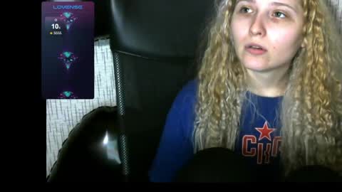 Snapshot of amanda_sherr chatting on 02-27-25, 05:36 Amanda online show from 02-27-25, 05:36