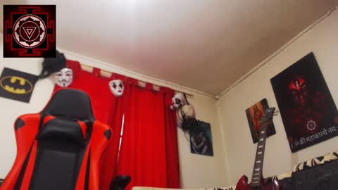 Amanda Valeska online show from 01-04-25, 03:17