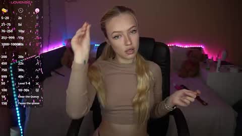 Amanda online show from 11-01-25, 06:59