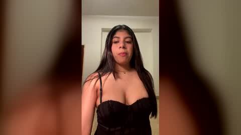 Snapshot of amandabrooks_18 chatting on 04-27-26, 03:15 Amanda online show from 04-27-26, 03:15