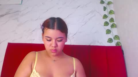 amandacanelacm101 online show from 11-29-25, 10:40