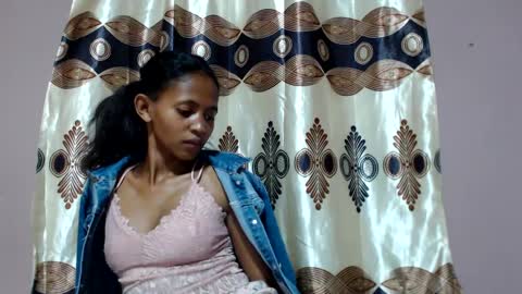 Snapshot of amandaerotic chatting on 02-18-25, 05:42 amandaerotic online show from 02-18-25, 05:42