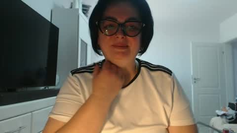 Snapshot of amandamuller1982 chatting on 07-02-26, 11:27 Anda online show from 07-02-26, 11:27