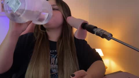 Amandha online show from 11-11-25, 10:21