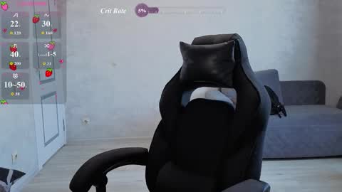 Snapshot of amaneli chatting on 03-10-26, 12:10 Mila online show from 03-10-26, 12:10